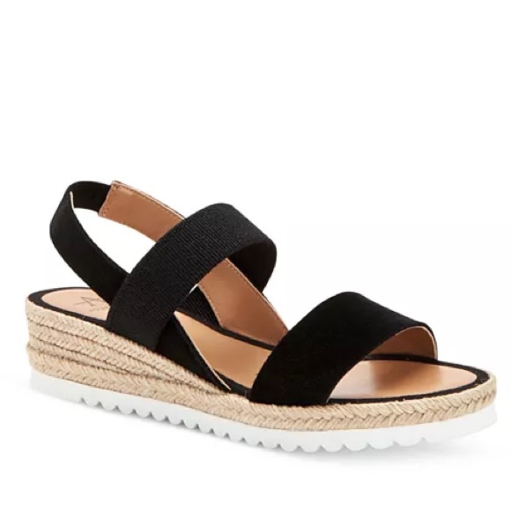 BRAND NEW Aquatalia Suede Slingback Sandals